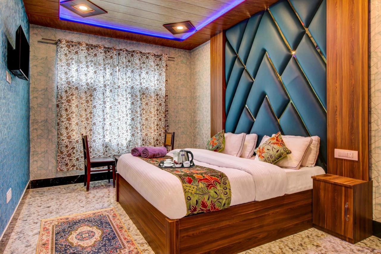 Hotel Royal Hameed Srīnagar エクステリア 写真