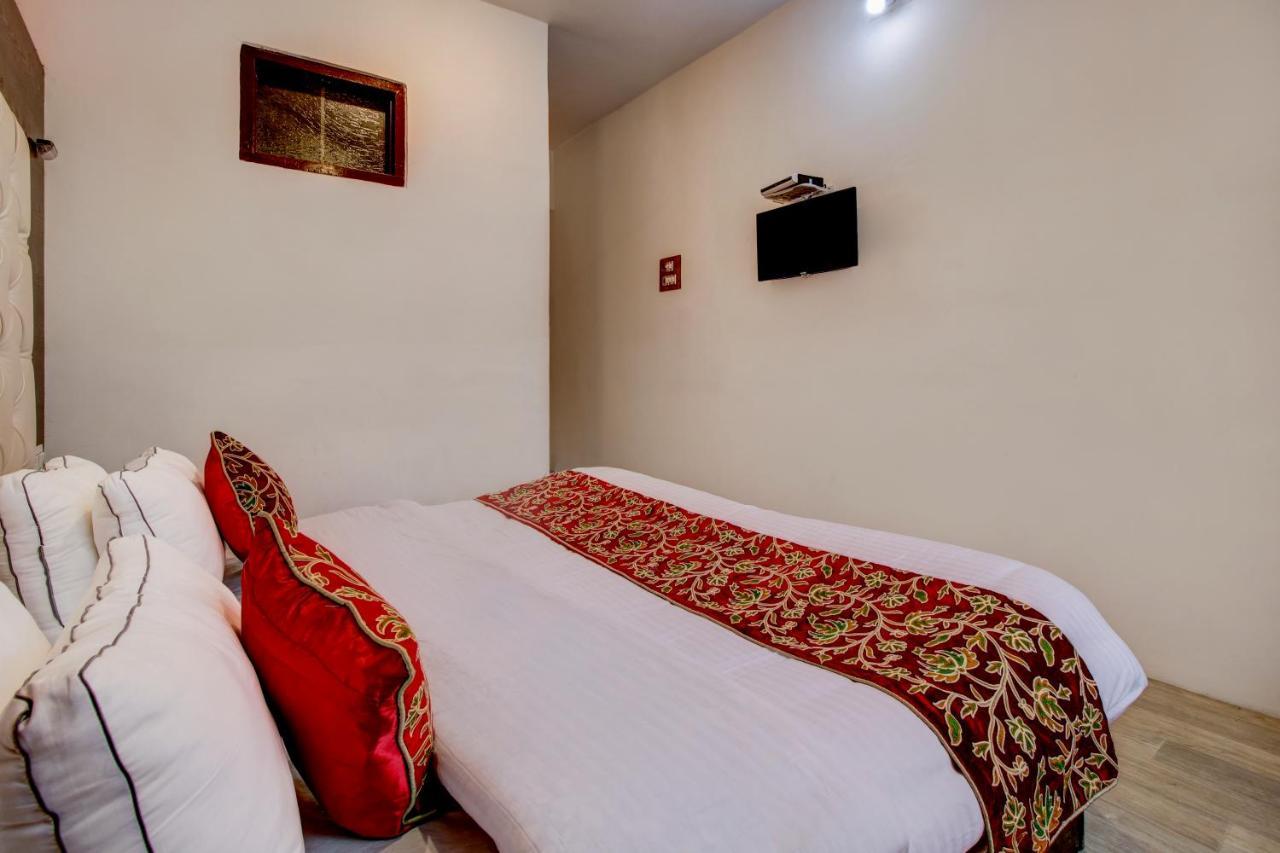 Hotel Royal Hameed Srīnagar エクステリア 写真