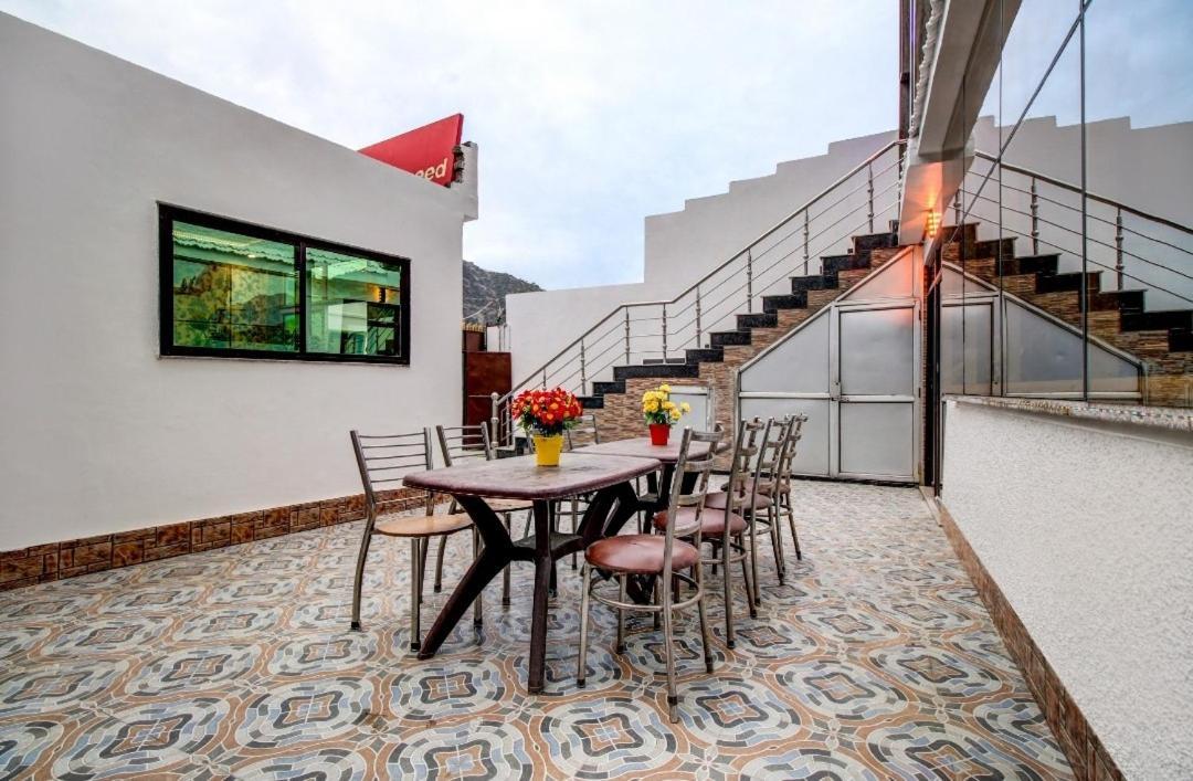 Hotel Royal Hameed Srīnagar エクステリア 写真
